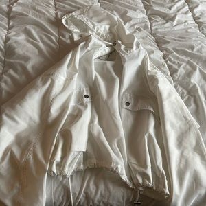Women’s white jacket
